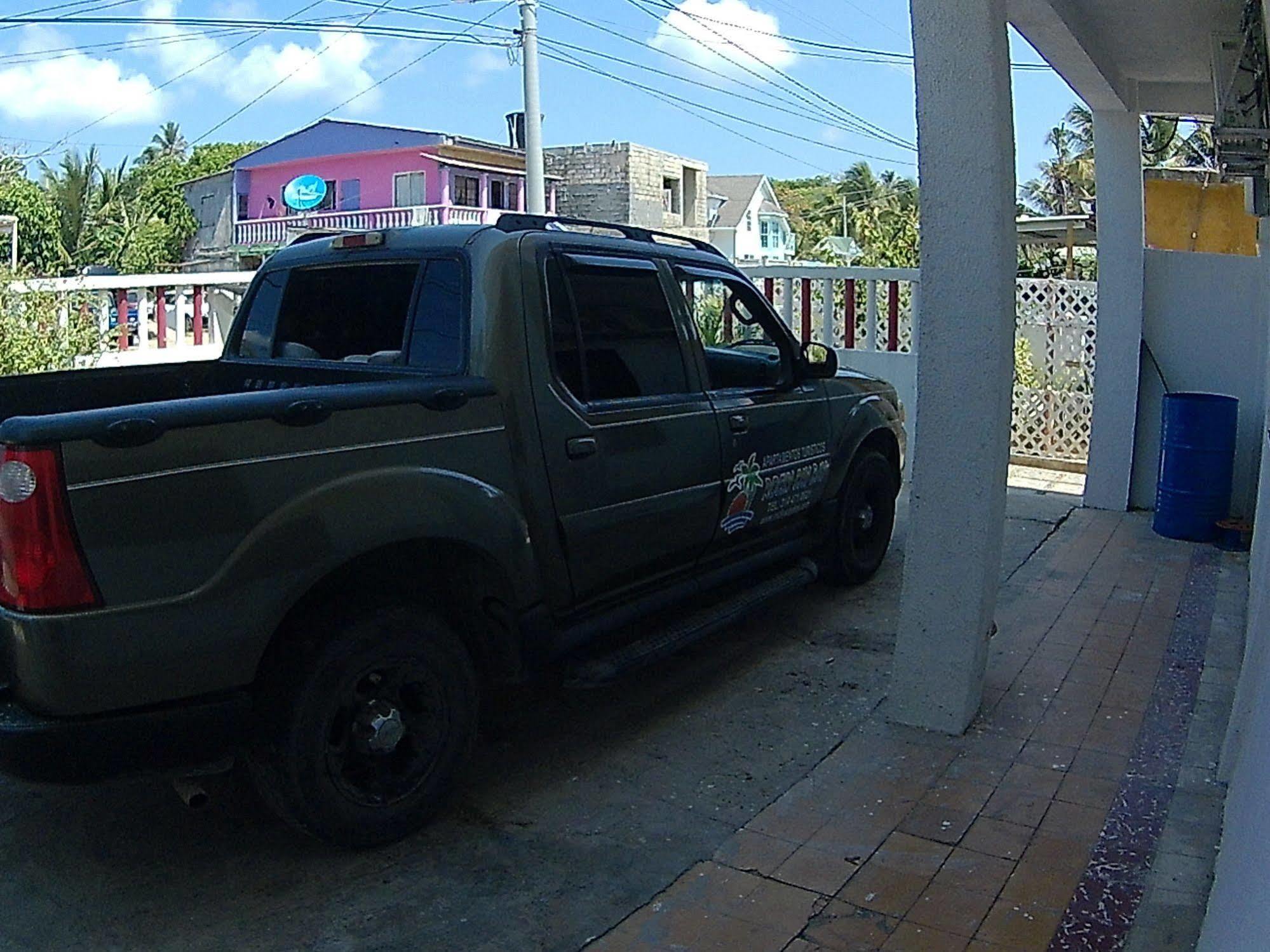 Apartamentos Rocky Cay Bay San Andres  Exterior photo
